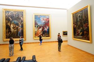 Monster Rubens picture (on the left) is my favourite in the Genoble Museum