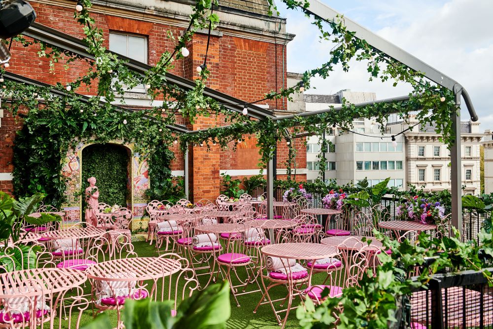 Harvey_Nichols_summer_terrace