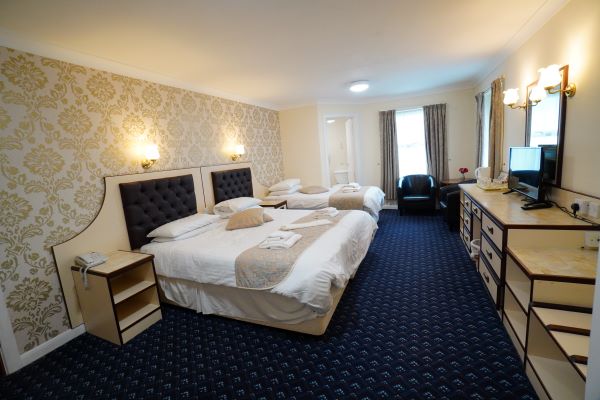 Room_at_the_Devonshire_Hotel