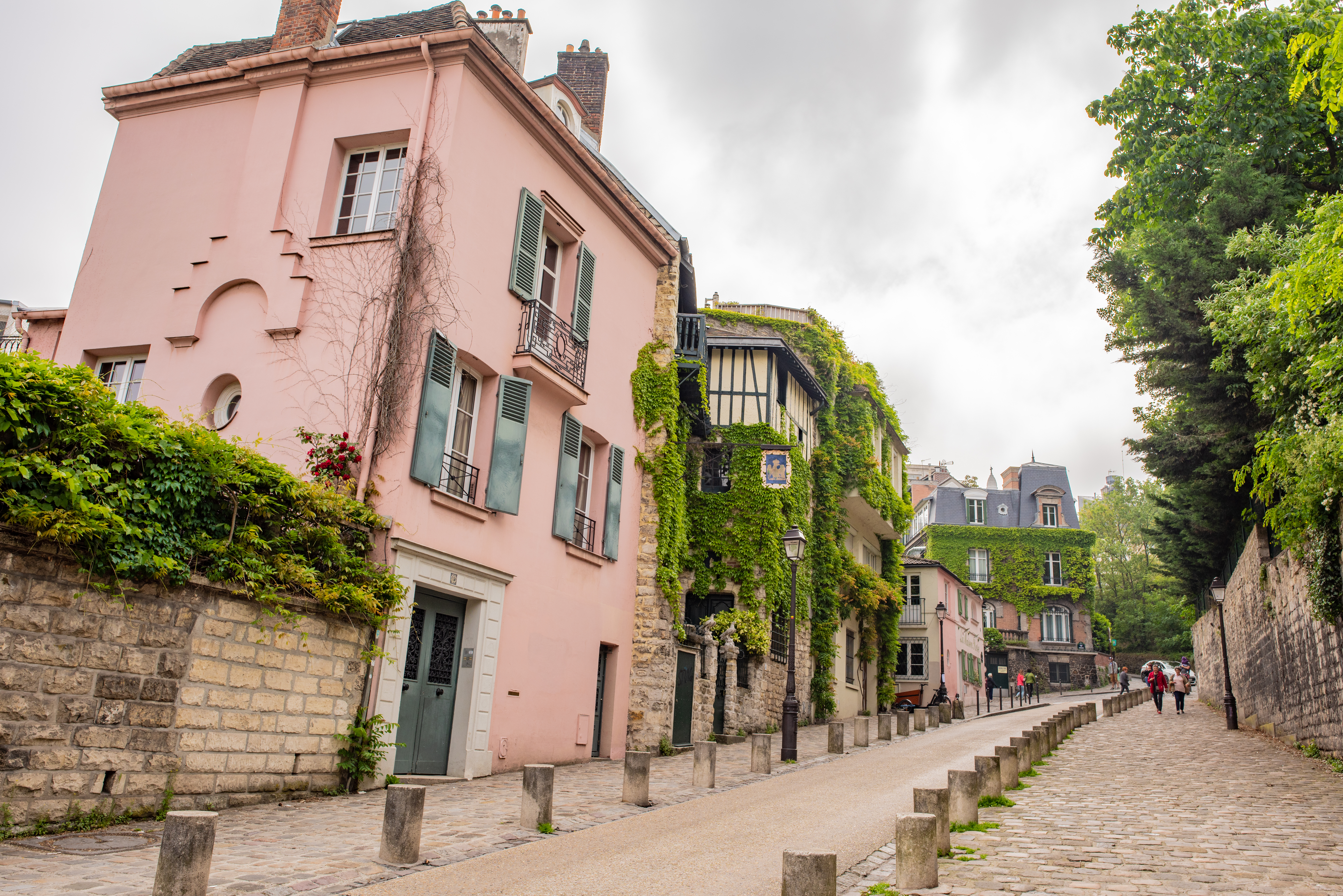 Rue de l’Abreuvoir beautiful old street in Montmartre