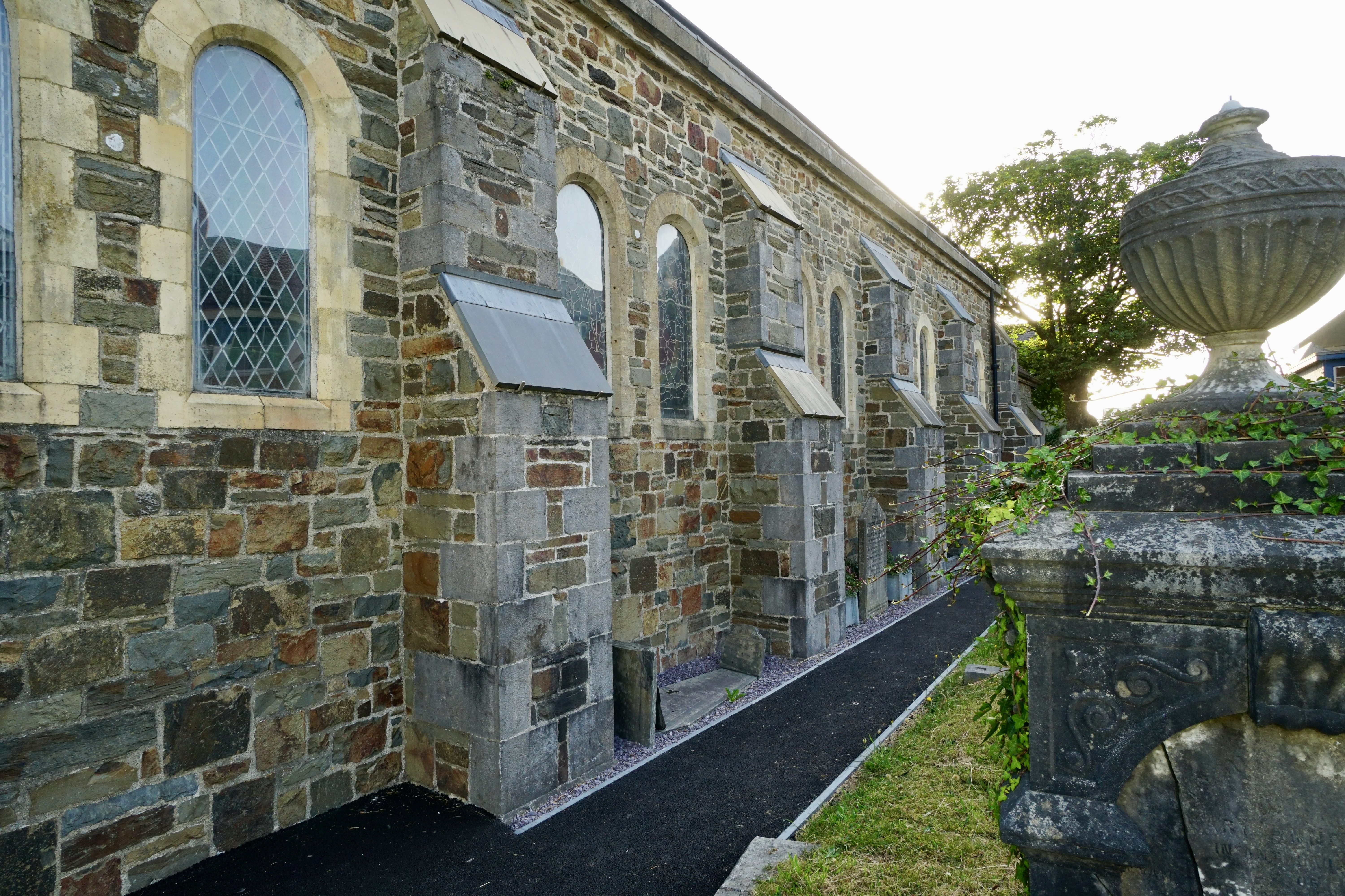St_Marys_churchyard_in_Fishguard St_Marys_churchyard_in_Fishguard